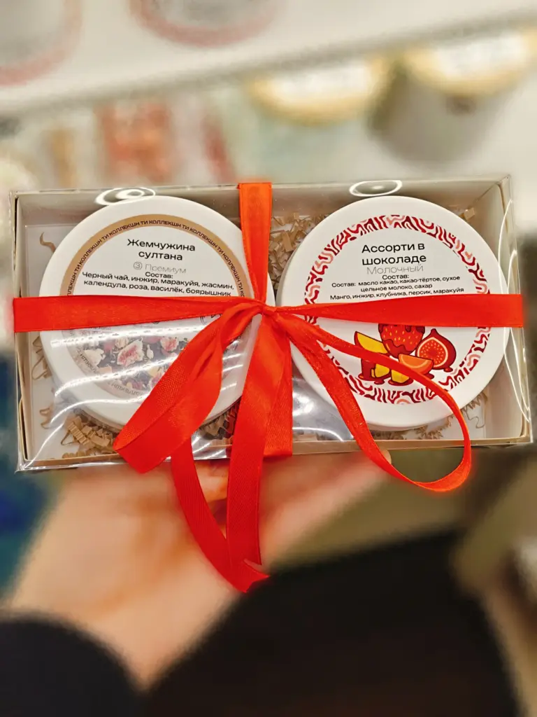 Купить Дуэт вкусов: Жемчужина султана ч и фруктовое ассорти в шоколаде